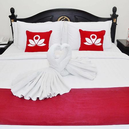 Zen Rooms Sultan Iskandar Muda سورابايا المظهر الخارجي الصورة